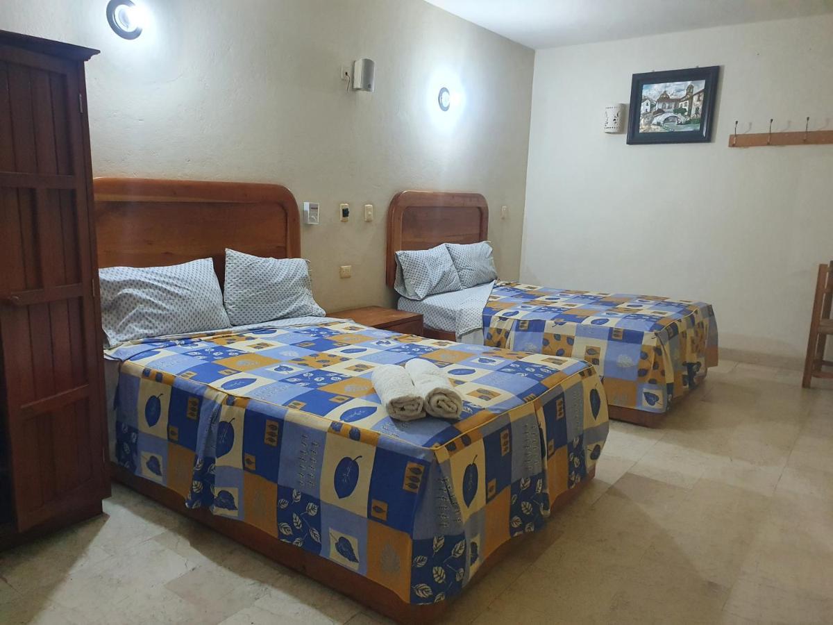 Hotel Kootznoowoo Puerto Escondido  Buitenkant foto