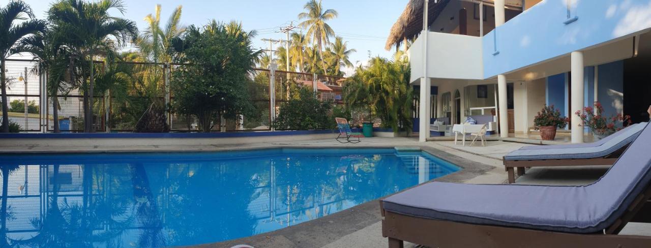 Hotel Kootznoowoo Puerto Escondido  Buitenkant foto