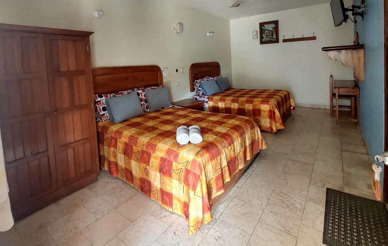 Hotel Kootznoowoo Puerto Escondido  Buitenkant foto